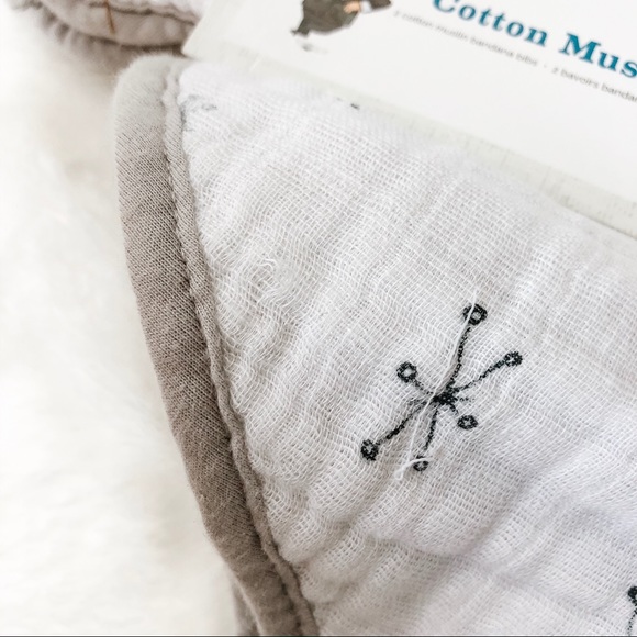 2 pack Bib Set - Picture 3 of 3